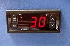 冷水機組溫度如何設(shè)定與控制(MTR12溫控器)？