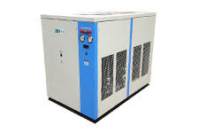 博克風冷式冷水機日常維護要注意哪些要點？
