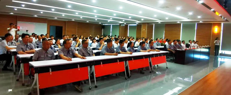 百年禮贊頌黨旗，同心起航唱紅歌